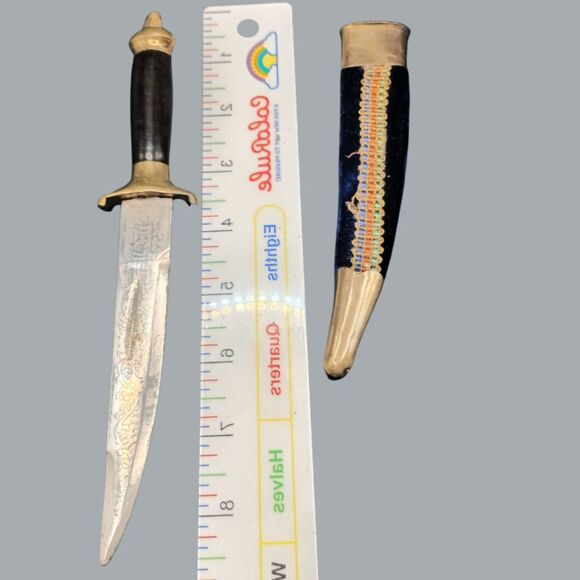 9" Dagger With Blade 5.5" Ingraved Design India with Blue Fabric Wraped Scabbard - Picture 3 of 5